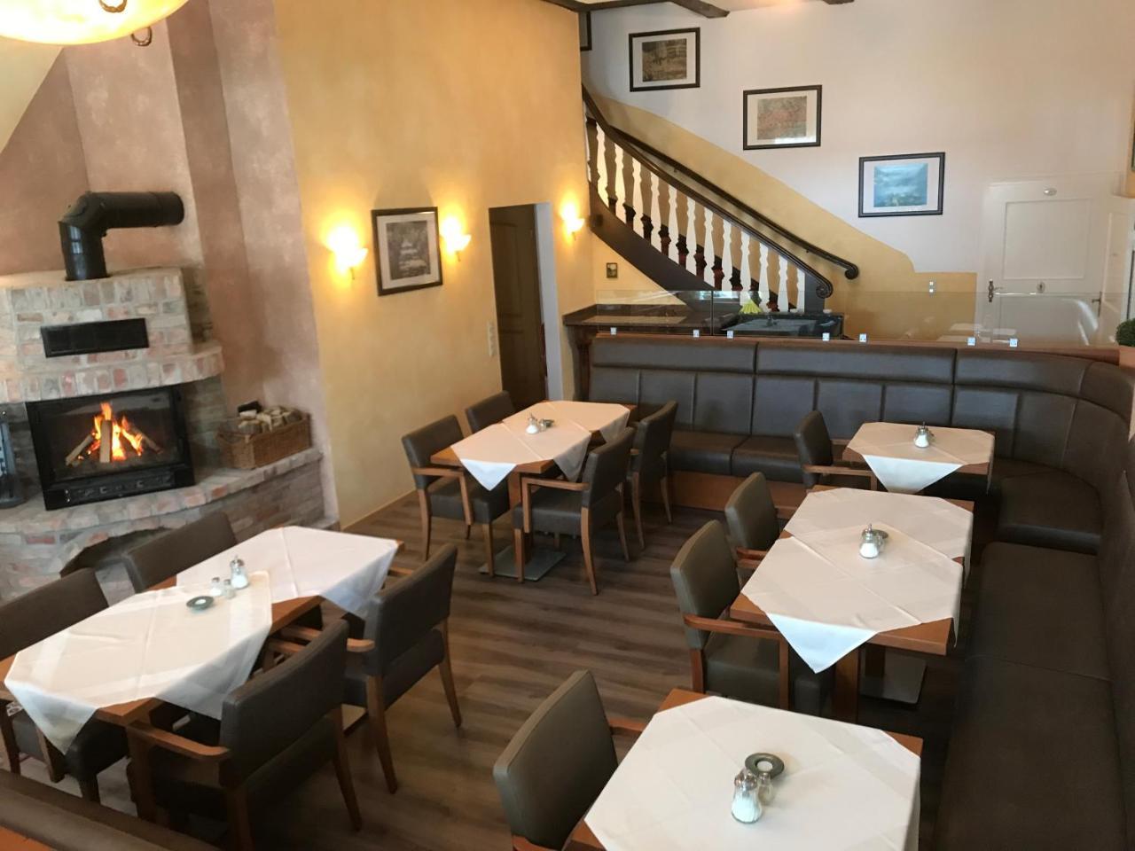 Das "Village House" In Volkse エクステリア 写真